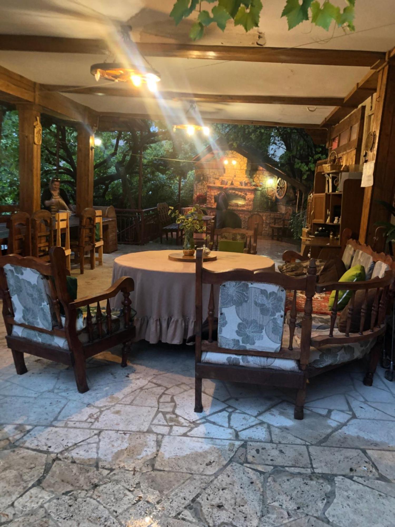 Guest House Anahit Ijevan Ngoại thất bức ảnh