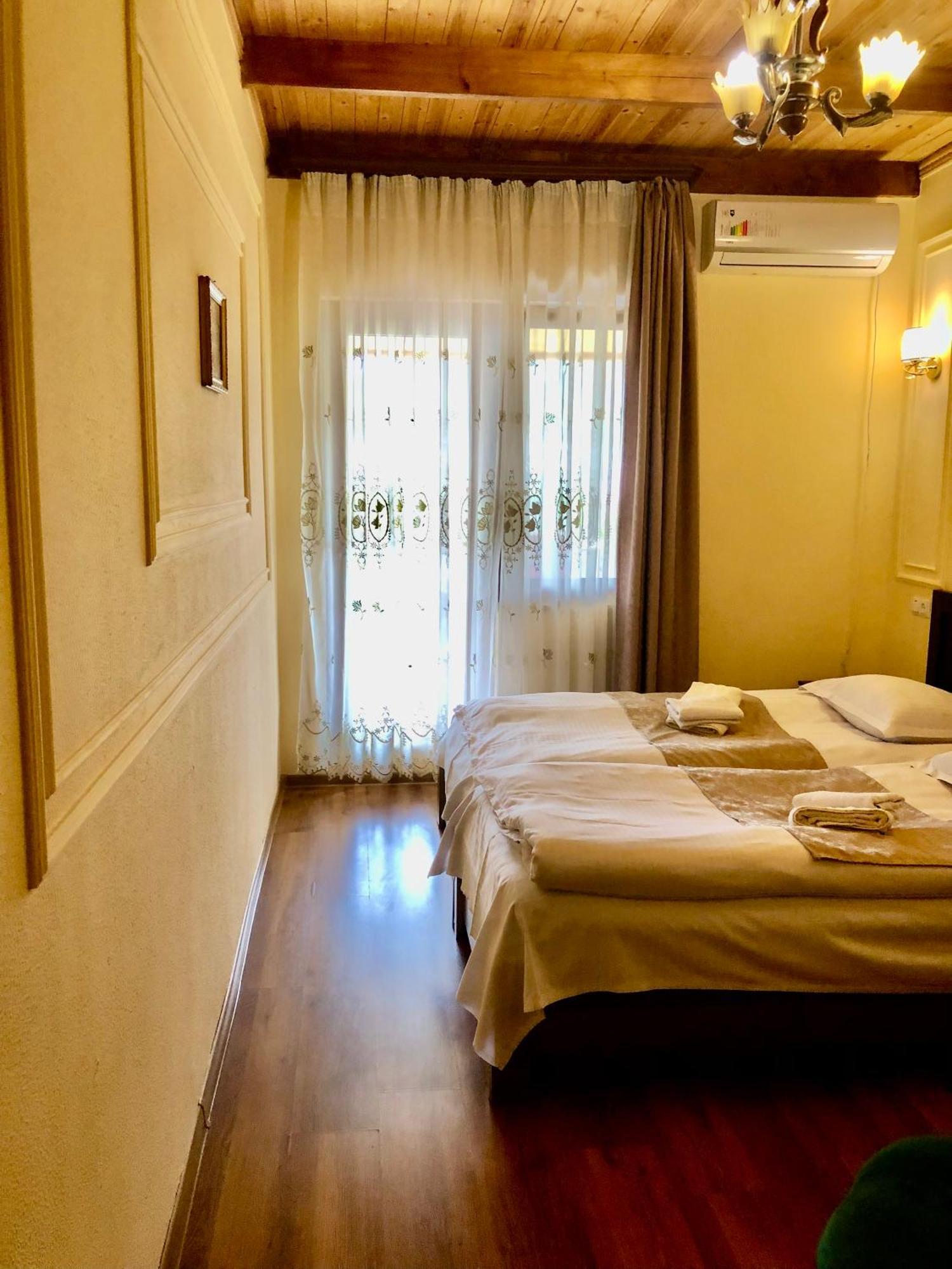 Guest House Anahit Ijevan Ngoại thất bức ảnh