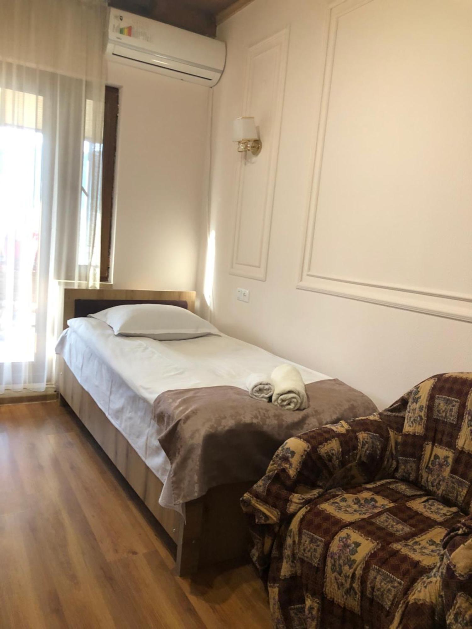 Guest House Anahit Ijevan Ngoại thất bức ảnh